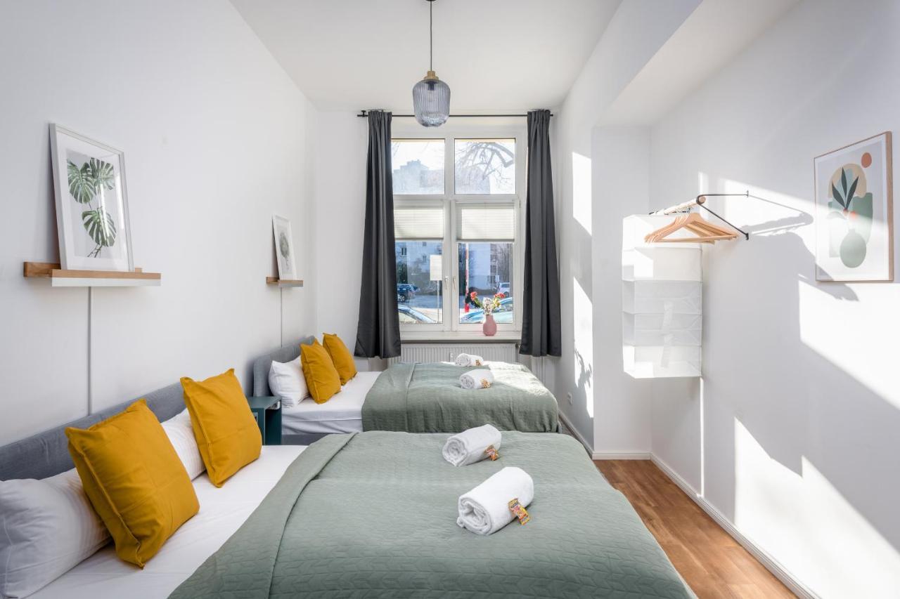 Sonnig & Helle Wohnung Alexanderplatz In 15Min Zu Erreichen, Herthastrasse Sehr Schoen Und Gross Fuer Gruppen Geeignet Berlin Extérieur photo